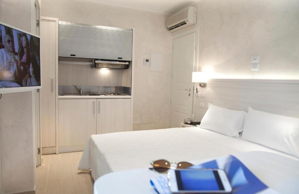 Marina Beach Aparthotel Rimini Exterior photo