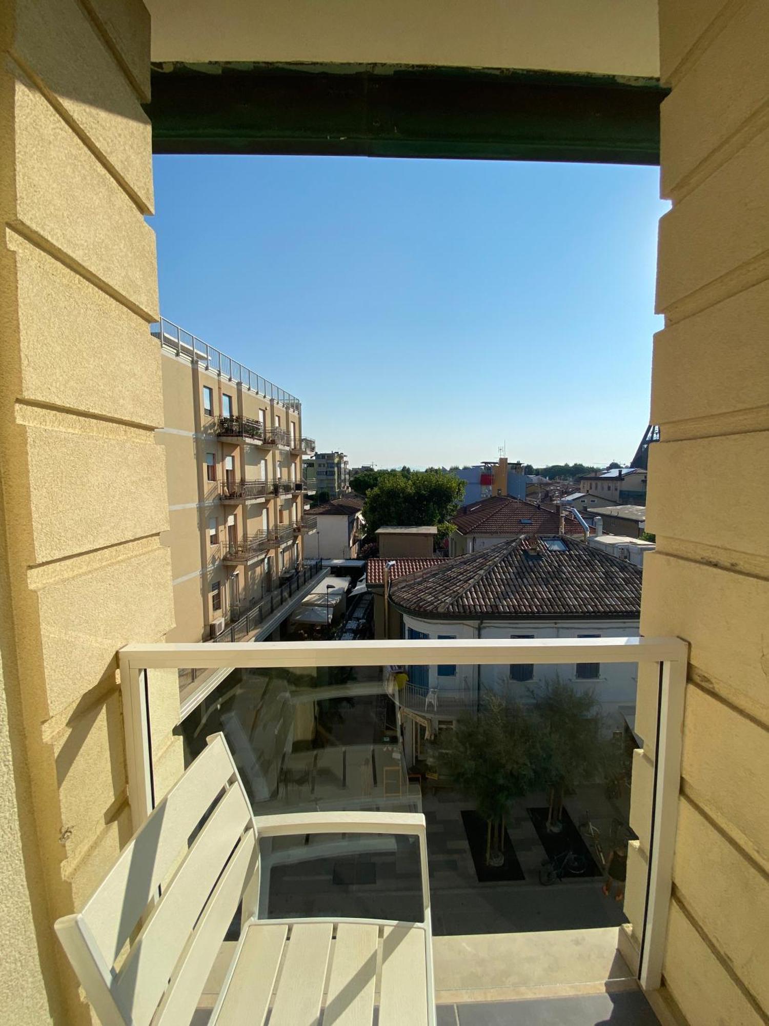 Marina Beach Aparthotel Rimini Exterior photo